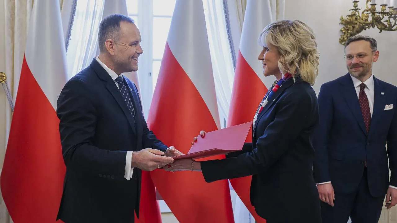 PSL wyżej stawia "związki partnerskie" od współpracy z prezydentem? Pokazowa decyzja posłanek