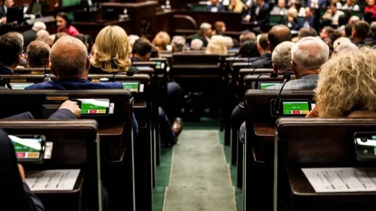 Sejm przyjął uchwałę ws. uczczenia pamięci ofiar ludobójstwa na Kresach. Poprawki nie przeszły