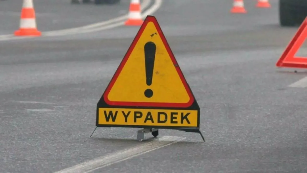 Konar na drodze pod Toruniem. Nie żyje jedna osoba