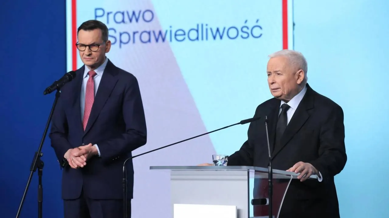 Morawiecki o sytuacji w PiS: „Trzymam się kurczowo partii”. Padł apel do „intrygantów”