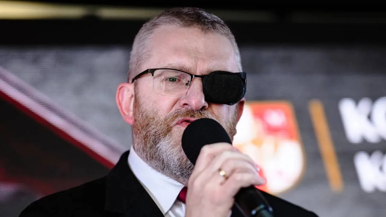 Tusk i Braun - dwóch patologicznych kłamców. Jak ludzie Rosji w Polsce żerują na sprawie Wołynia