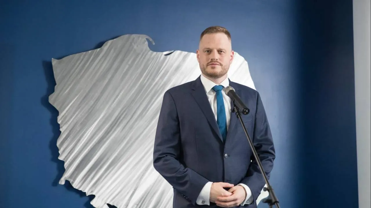 Cieszyński broni Morawieckiego. "Zawsze stawiał ambicje na drugim miejscu"