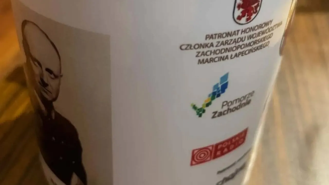 Skandal na Pomorzu Zachodnim! Kubki z generałem Wehrmachtu pod patronatem władz z PO i PSL