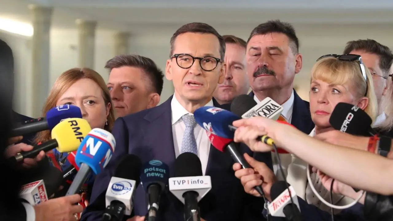 "Nie możemy się na to zgodzić". Morawiecki zabrał głos ws. sporu w PiS