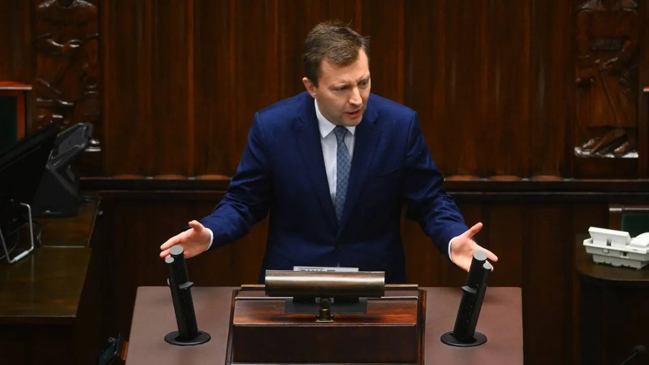 „Nie zdradzimy naszych wyborców”. Mocna deklaracja z otoczenia Morawieckiego