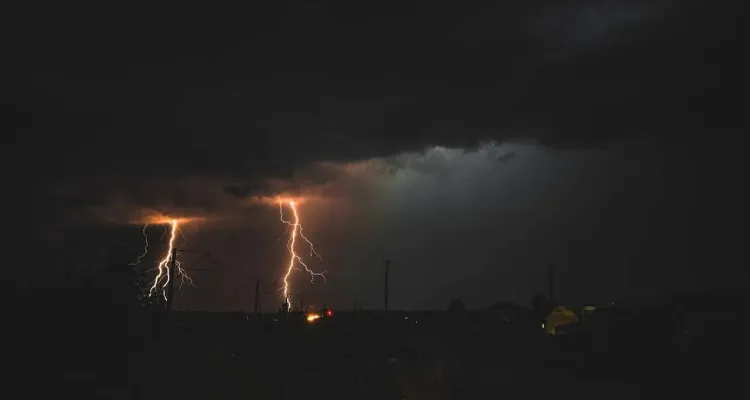 Idą burze. IMGW ostrzega większość Polski