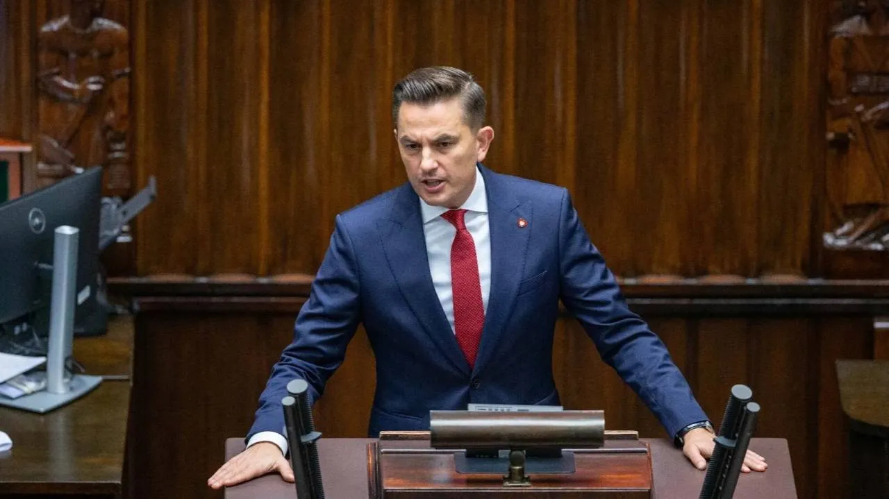 Teść wiceministra sprawiedliwości ukrywał zyski z lichwy. Gotówka w reklamówkach i brak pokwitowań