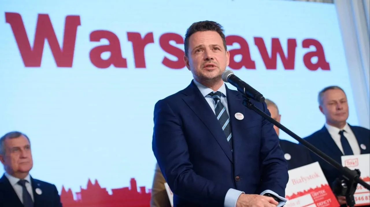 Coraz większe kłopoty Trzaskowskiego. Tak internet odpowiedział na akcję referendalną