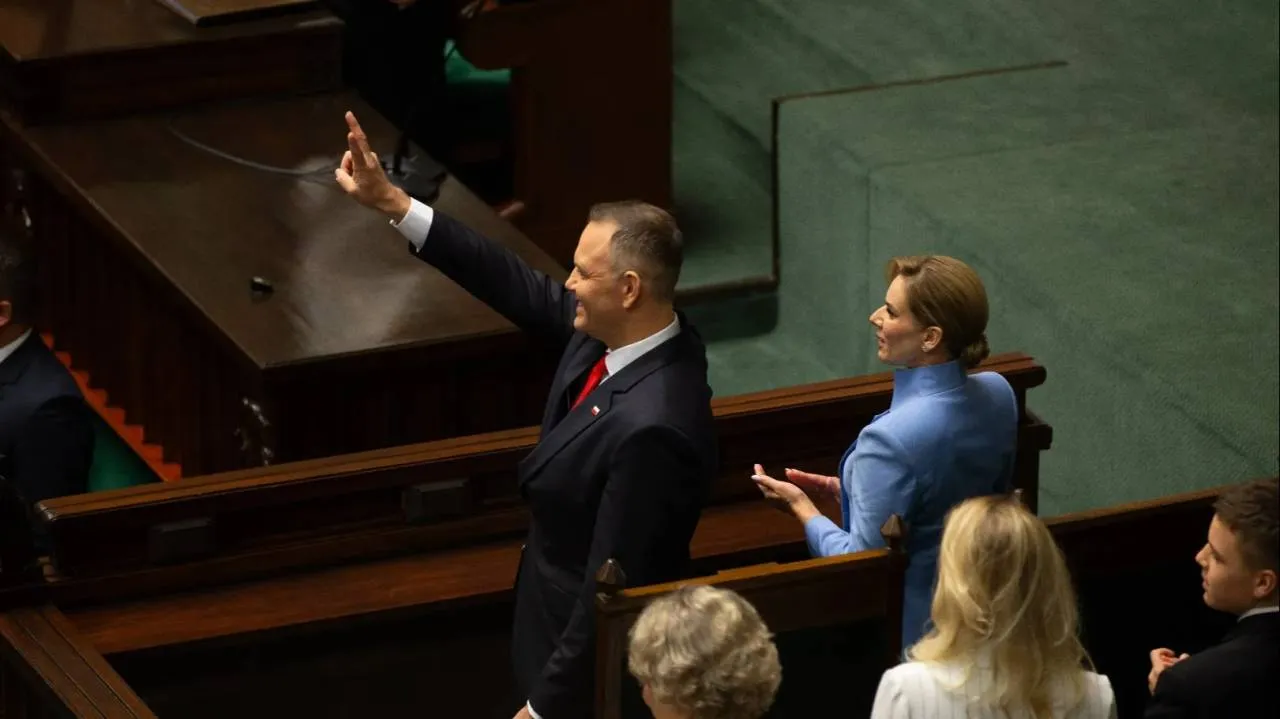 Rok prezydentury Karola Nawrockiego w liczbach. ZOBACZ ZDJĘCIA