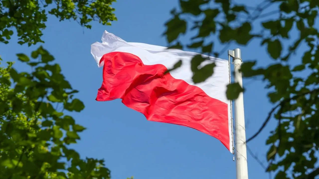 Dwa nowe święta państwowe? Polacy już je uroczyście obchodzą