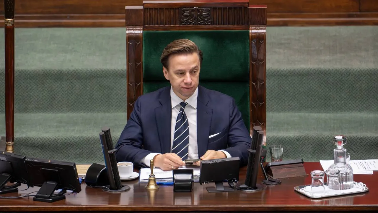 Karol Nawrocki weźmie prawicę do jednego stołu? Bosak ujawnił kulisy