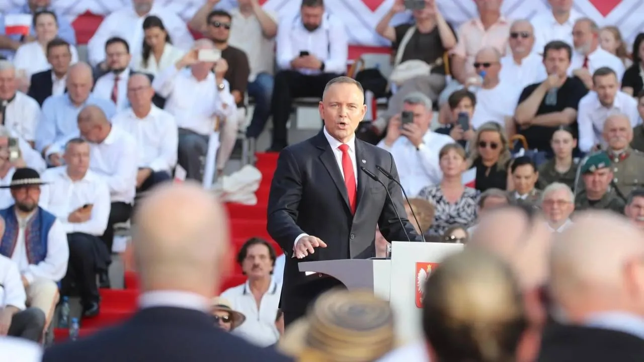 Prezydent wspomniał o Czarzastym i jego polityce. "Precz z komuną" - skandował tłum