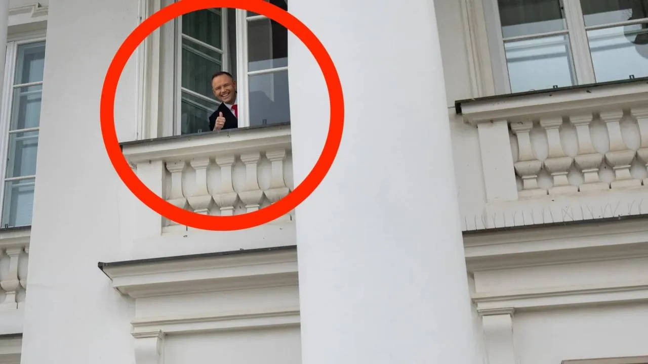 „Mikołaj, tu jestem!”. Jedna chwila przed zaprzysiężeniem, która została na zdjęciu