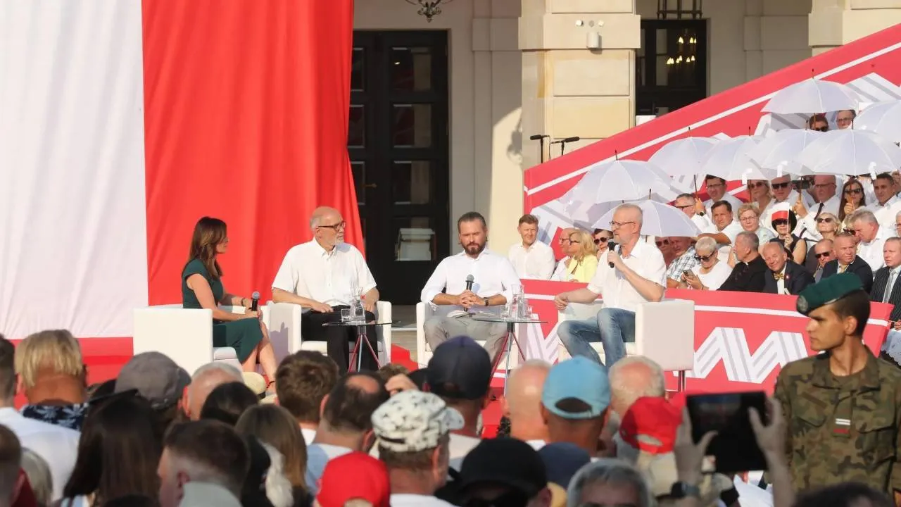 Nawrocki pokonał nie tylko kontrkandydatów. "Musiał się przebić przez zmowę manipulacji"