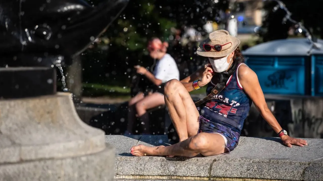 Pięcioro zakażonych w jednej placówce. Warszawa z ogniskiem gruźlicy