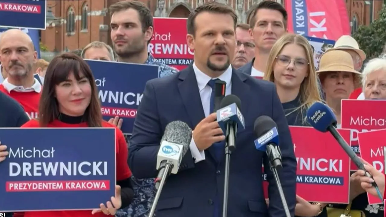Drewnicki rozpoczął zbiórkę podpisów. Padły mocne słowa o obecnej sytuacji w Krakowie