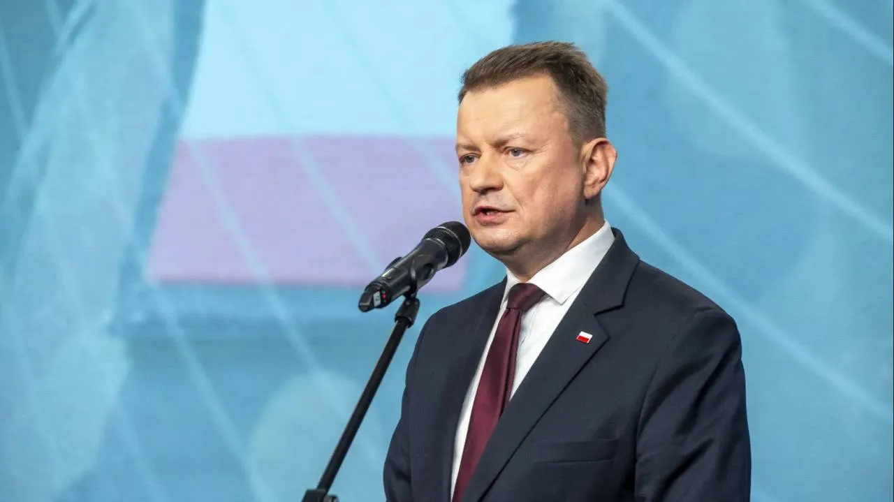 Błaszczak uderza w KO po publikacji WP. Chodzi o 4,5 mln zł dla męża i sąsiadów działaczki