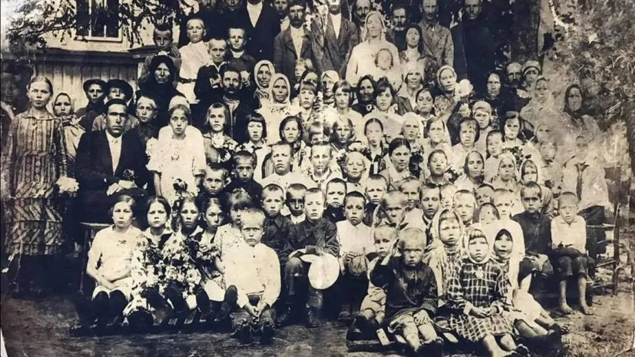 Sowieci wymordowali ponad 100 tys. Polaków