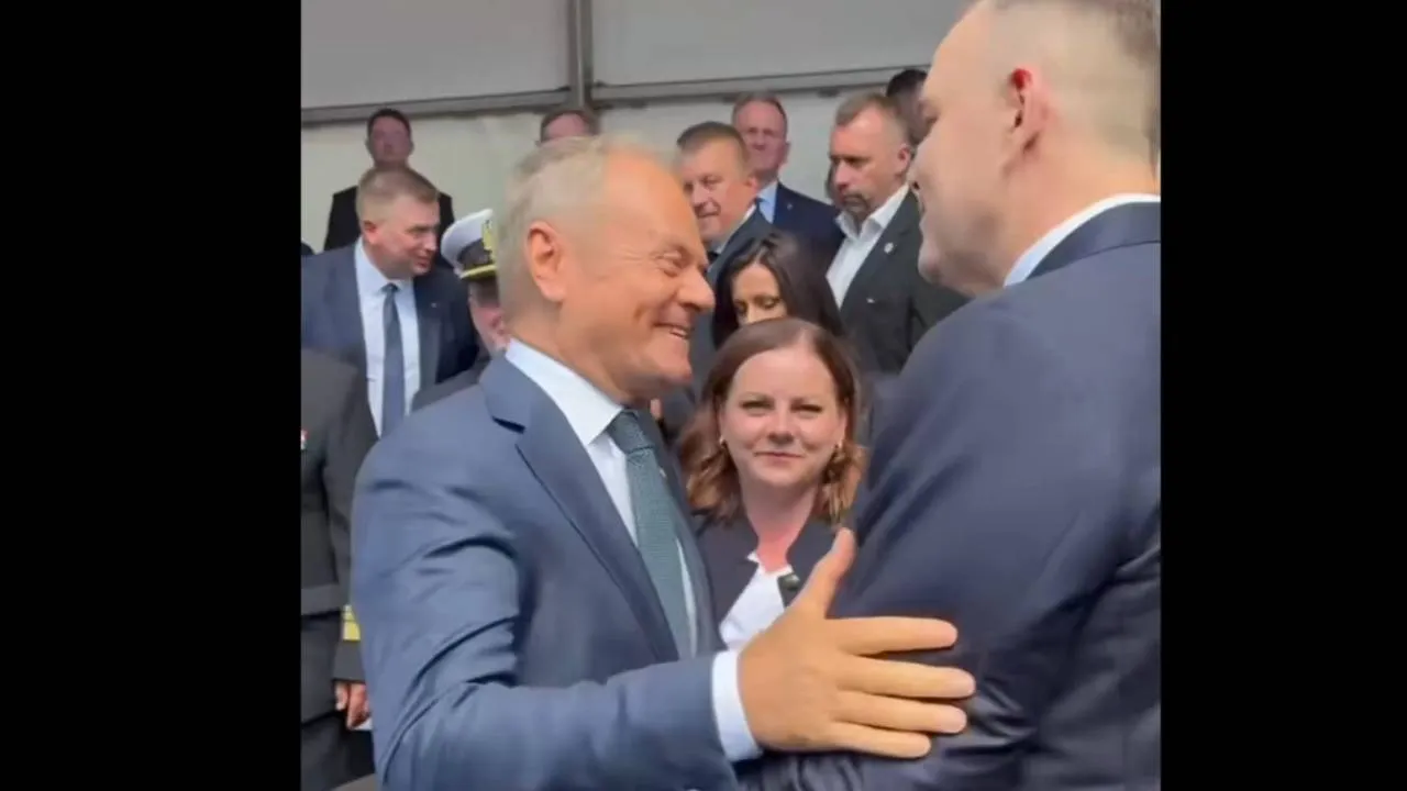 Nerwowa reakcja Tuska na Nawrockiego. Politycy nie kryli zażenowania