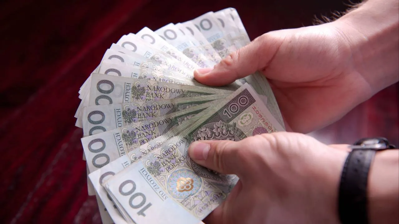 Organizowali zbiórki dla chorych dzieci. Mają zarzuty oszustwa na 3 mln zł