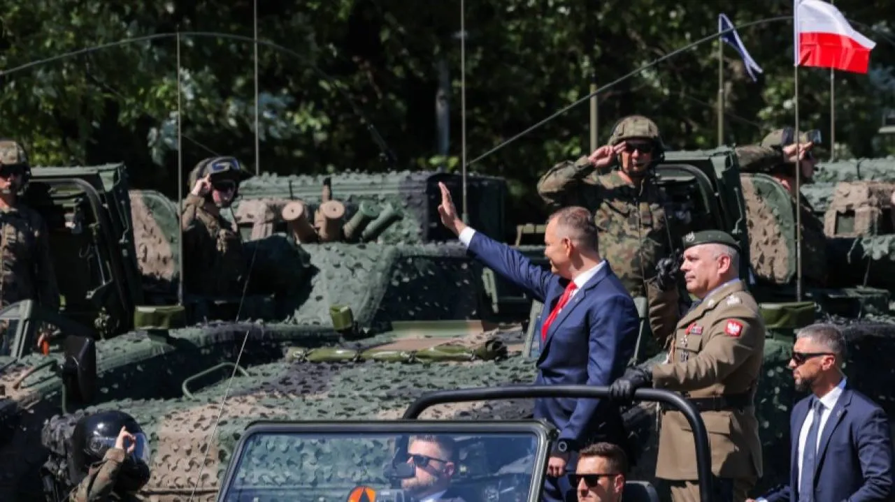 Prezydent zwrócił się do żołnierzy w ich święto. "Duch tego narodu zna cenę wolności i niepodległości"
