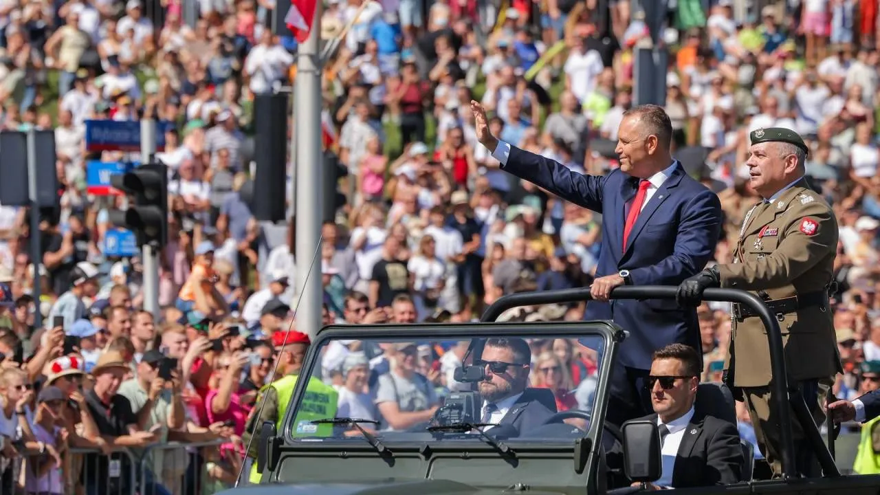 Święto Wojska Polskiego 2026 z udziałem prezydenta Nawrockiego. ZOBACZ ZDJĘCIA