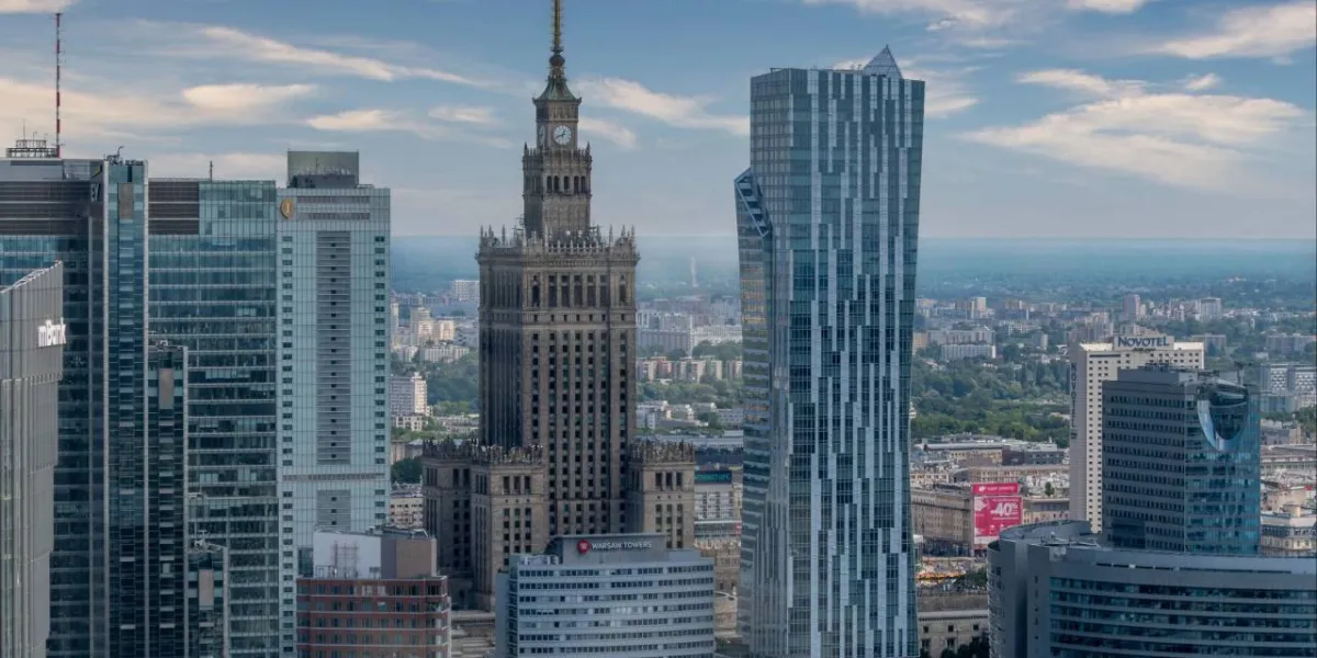 Polskie miasta z opuszczoną gardą. "Tworzymy wymarzony poligon dla wrogich dronów i rakiet"