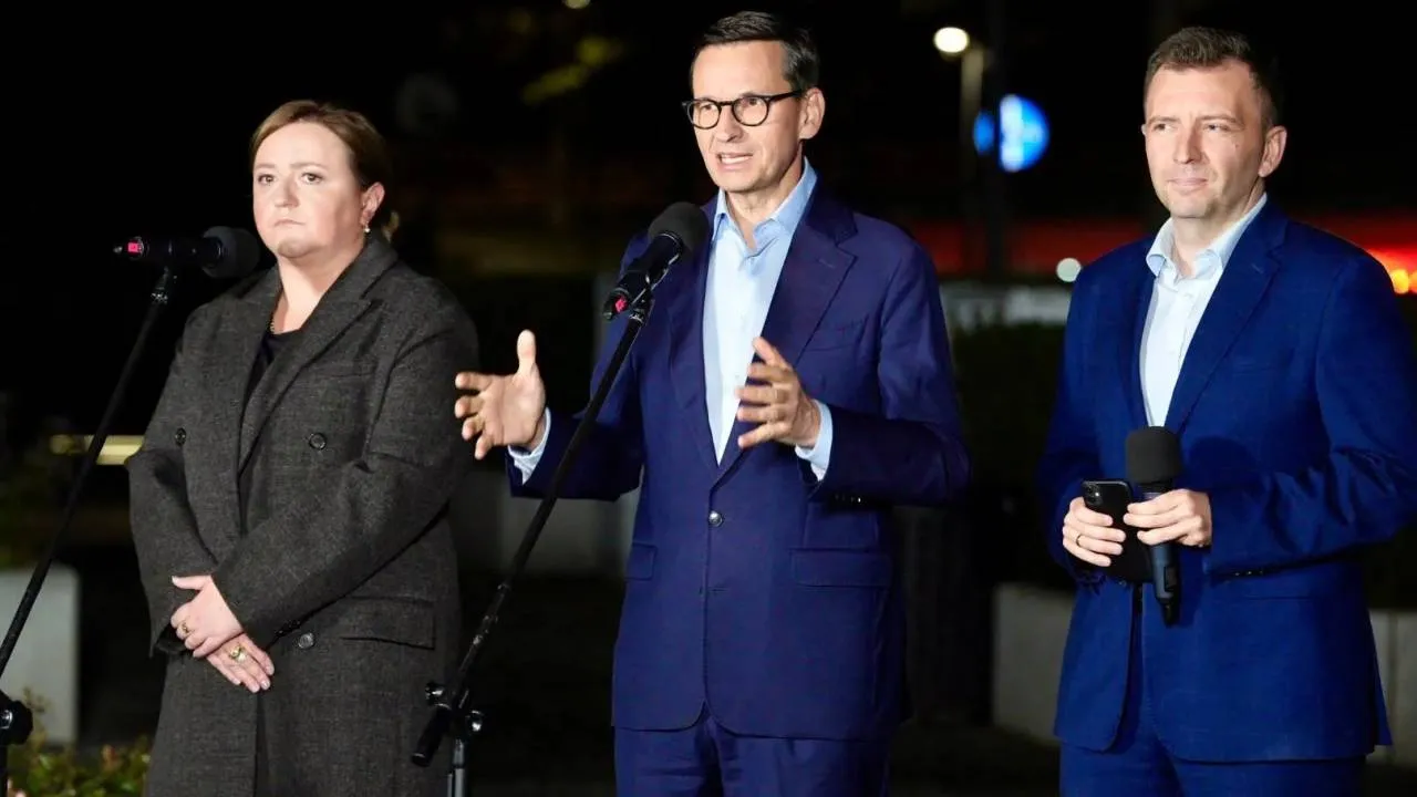 „Jesteśmy na pasku KE, nie zgadzamy się na to”. Morawiecki przestawił rozwiązania ws. migracji
