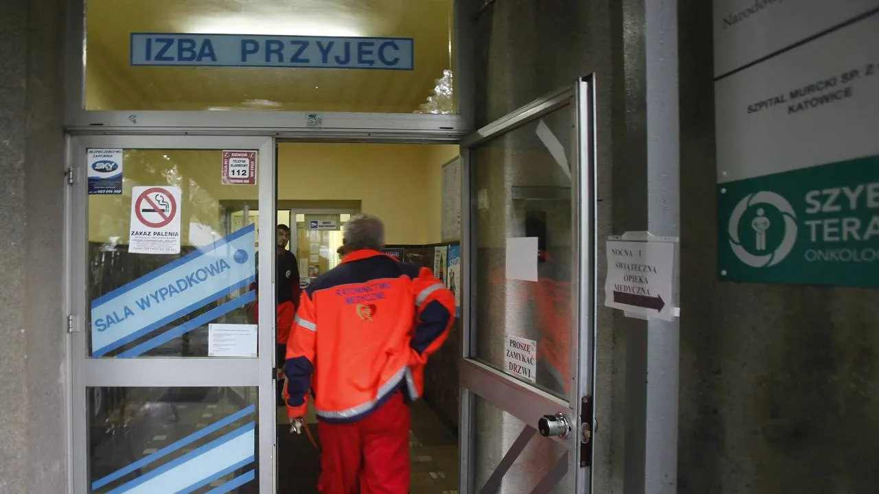 Szpital w Szczecinie nie ma na wypłaty. "Dostaję takie sygnały z całej Polski”