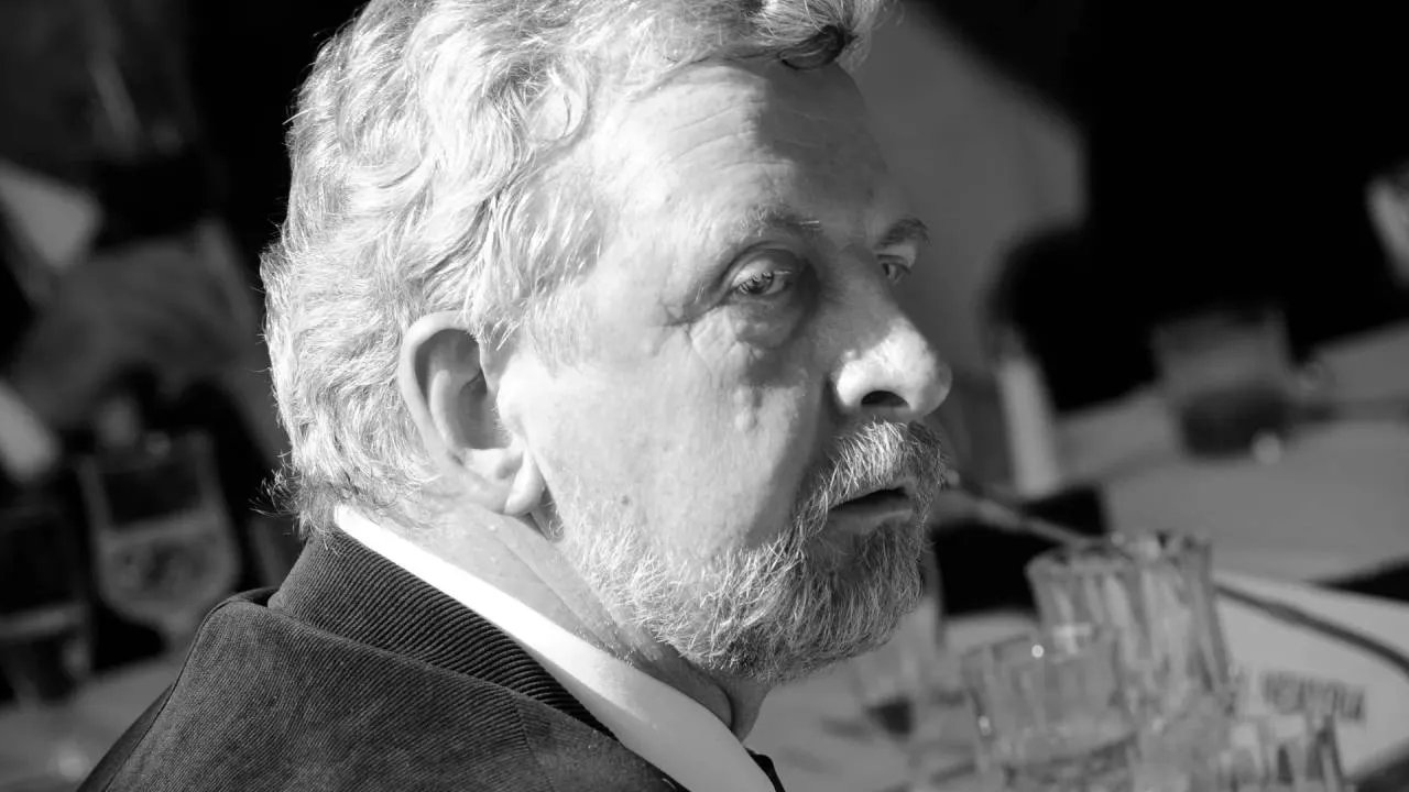 Ostatnie pożegnanie Alaksandra Milinkiewicza. Prezydent Nawrocki odznaczył Białorusina