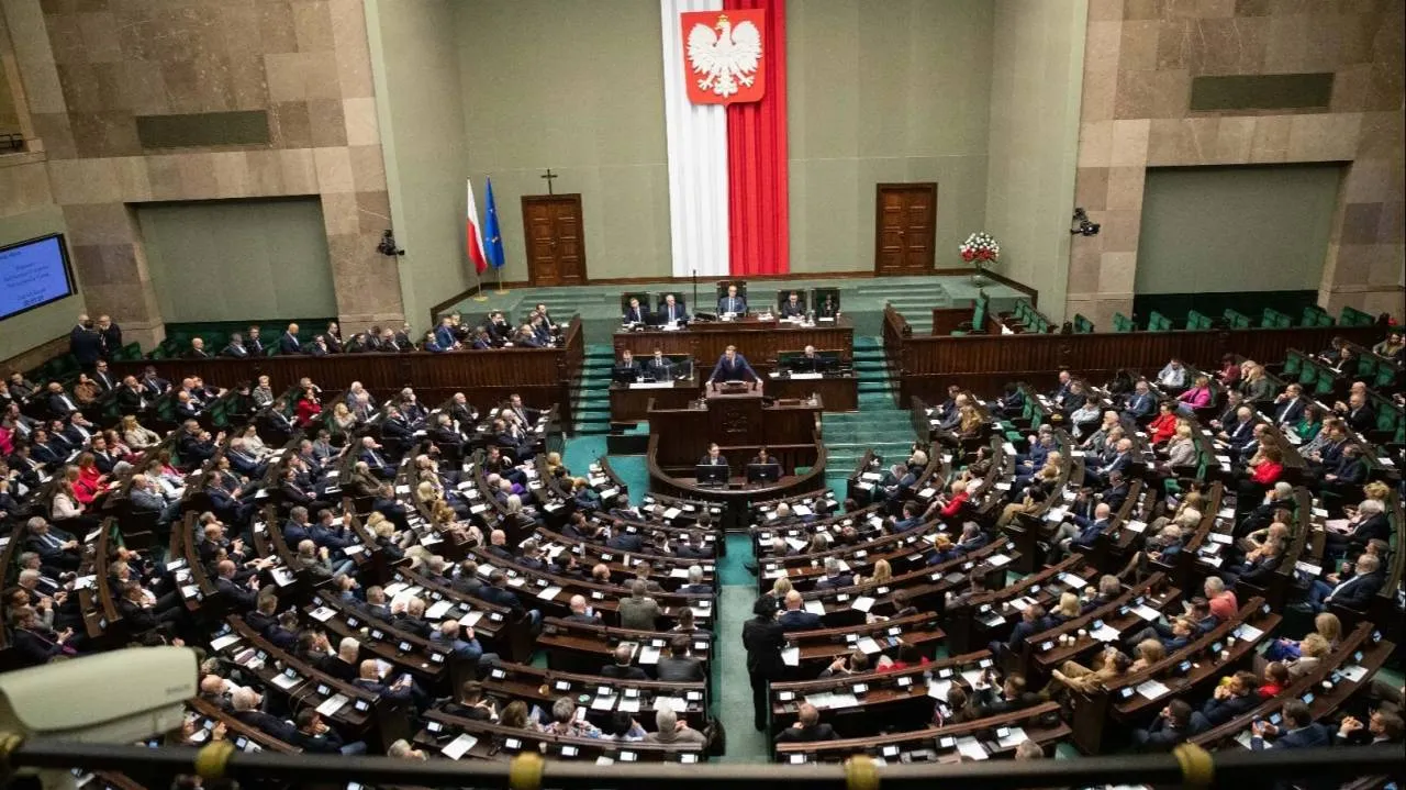 Fatalne wieści dla Polski 2050, PSL i Nowej Lewicy. To już ich koniec w Sejmie?