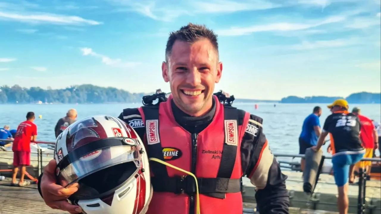 Polak obronił tytuł mistrza świata! Marcin Zieliński bezkonkurencyjny w Formule 500
