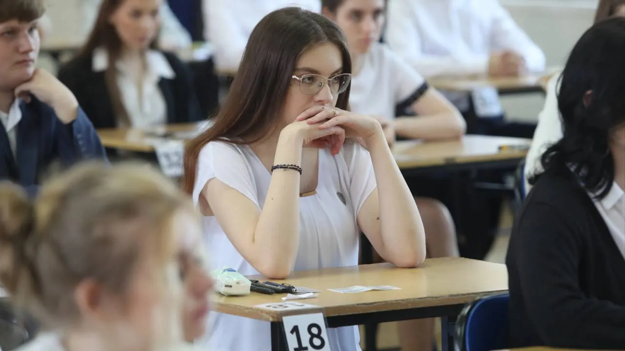 Druga szansa dla maturzystów. Prawie 50 tys. osób poprawia egzamin
