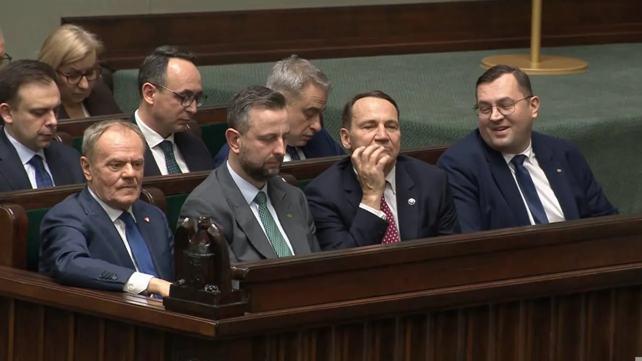 Celowa eliminacja polskiej firmy z przetargu na śmigłowce? „To pokazuje, jaki kierunek obrał rząd”