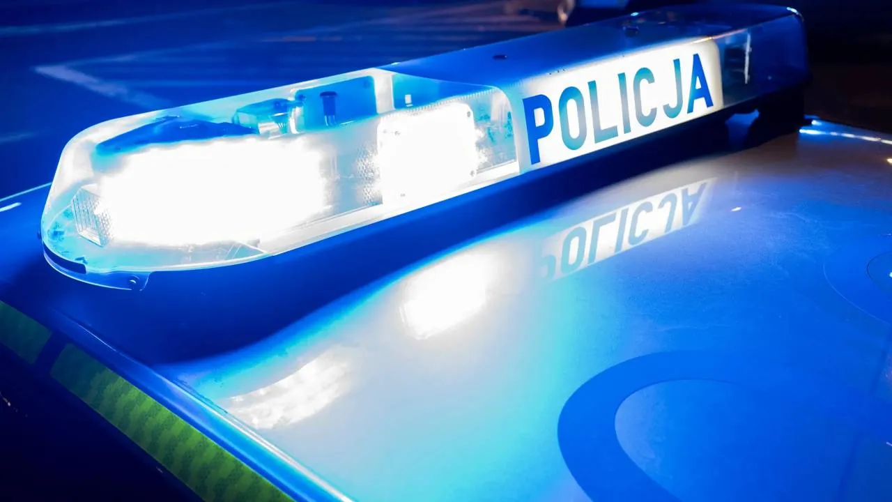 Tragiczny wypadek na S8. Dwóch mężczyzn zginęło, gdy wymieniali koło