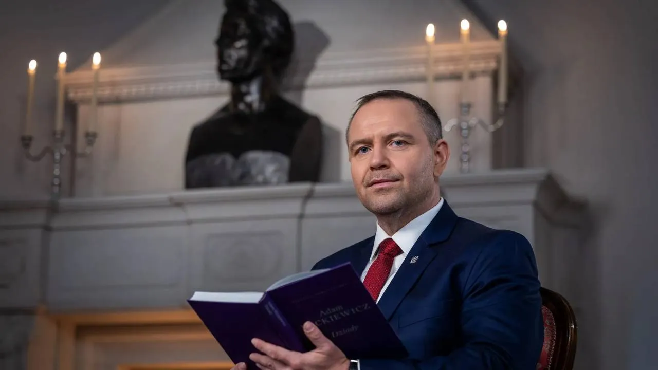 Para prezydencka zachęca do udziału w Narodowym Czytaniu. ZOBACZ ZDJĘCIA