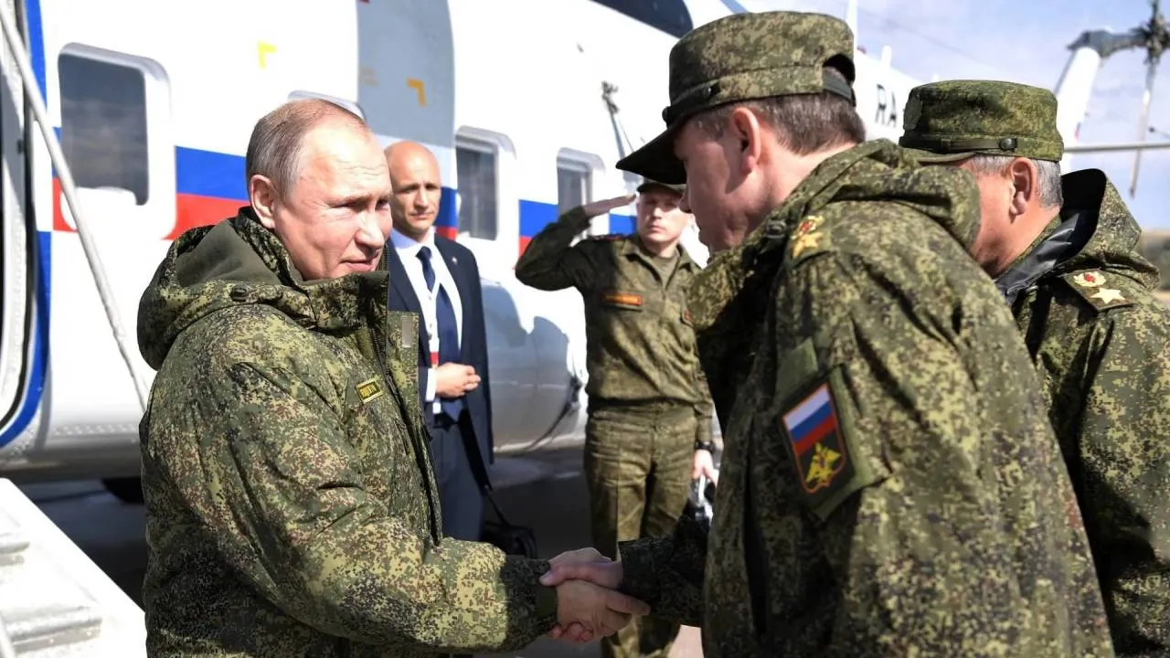 Media piszą o kulisach wizyty szefa CIA w Moskwie. "Obawiają się, że Putin może rozpocząć atak"