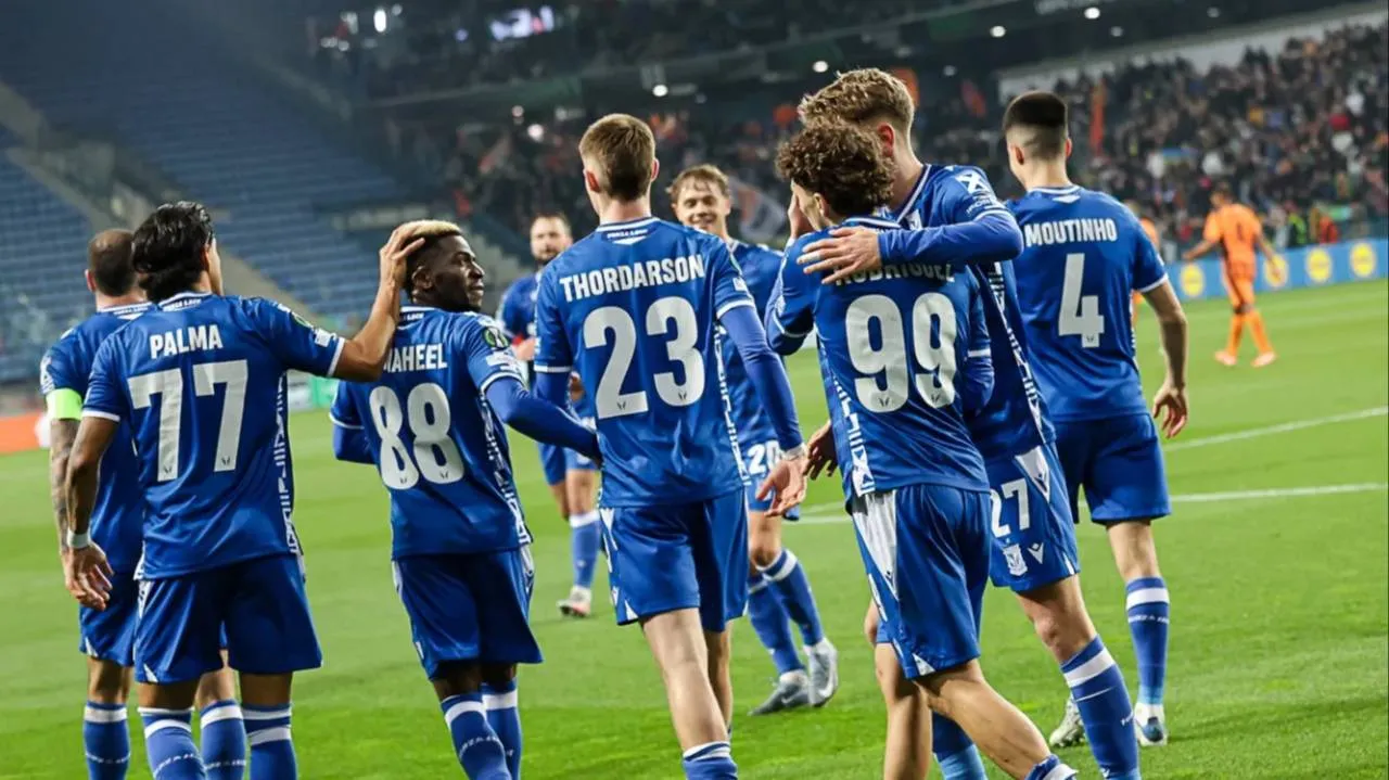 Będą szlagierowe starcia Lecha i Jagiellonii. Polskie zespoły poznały rywali w Lidze Europy