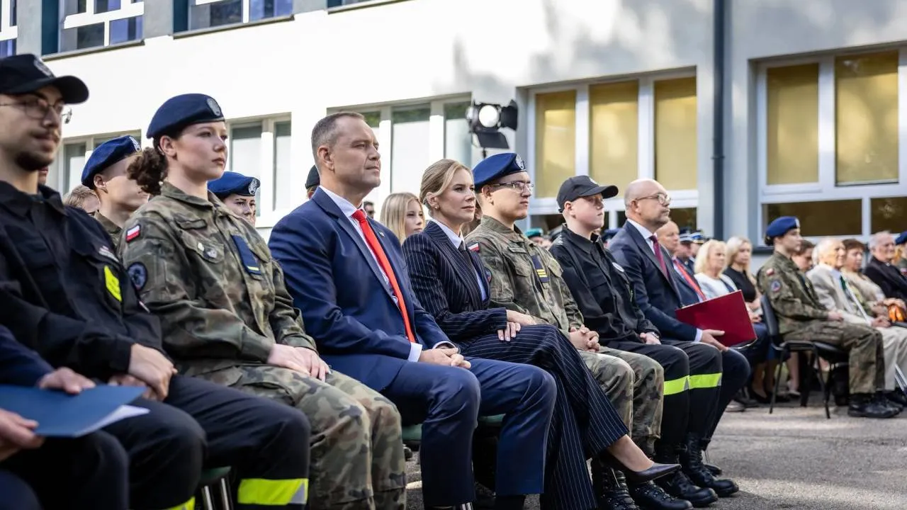 Rozpoczęcie roku szkolnego. Prezydent wetknął szpilkę Nowackiej