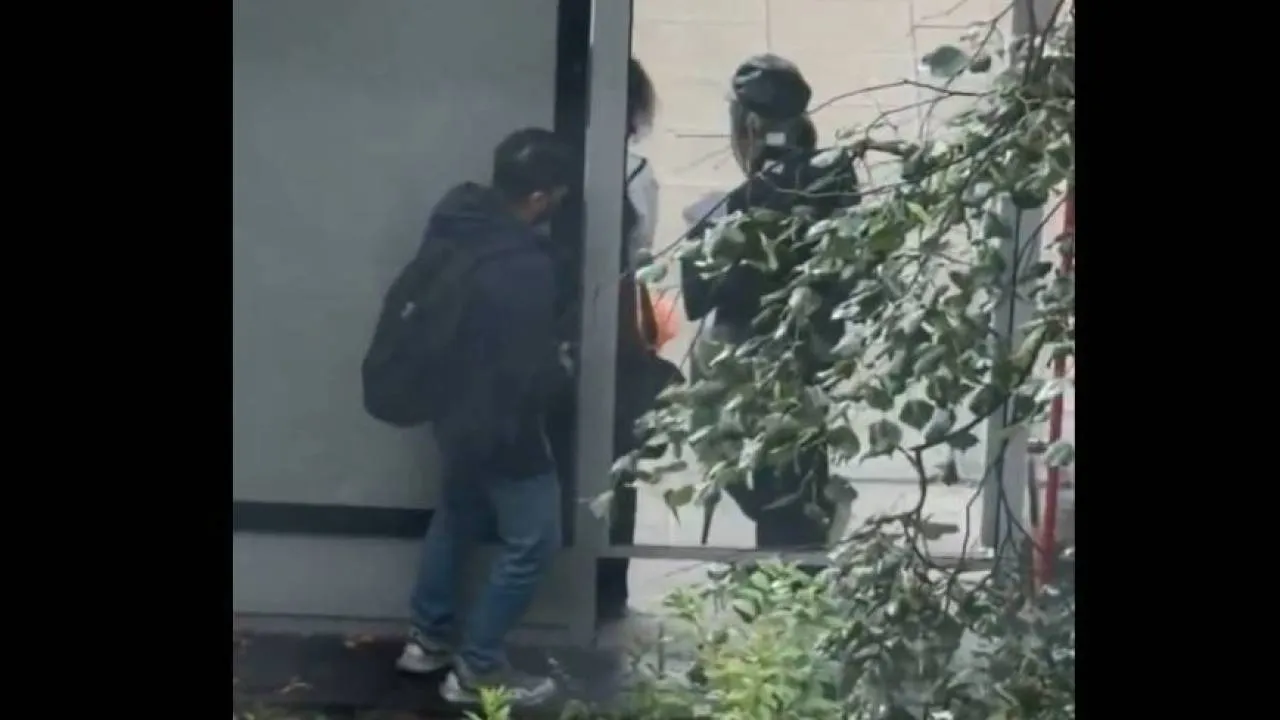 Cudzoziemiec zrobił to za przystankiem w Warszawie. Obrzydliwe zachowanie przy dziewczynkach