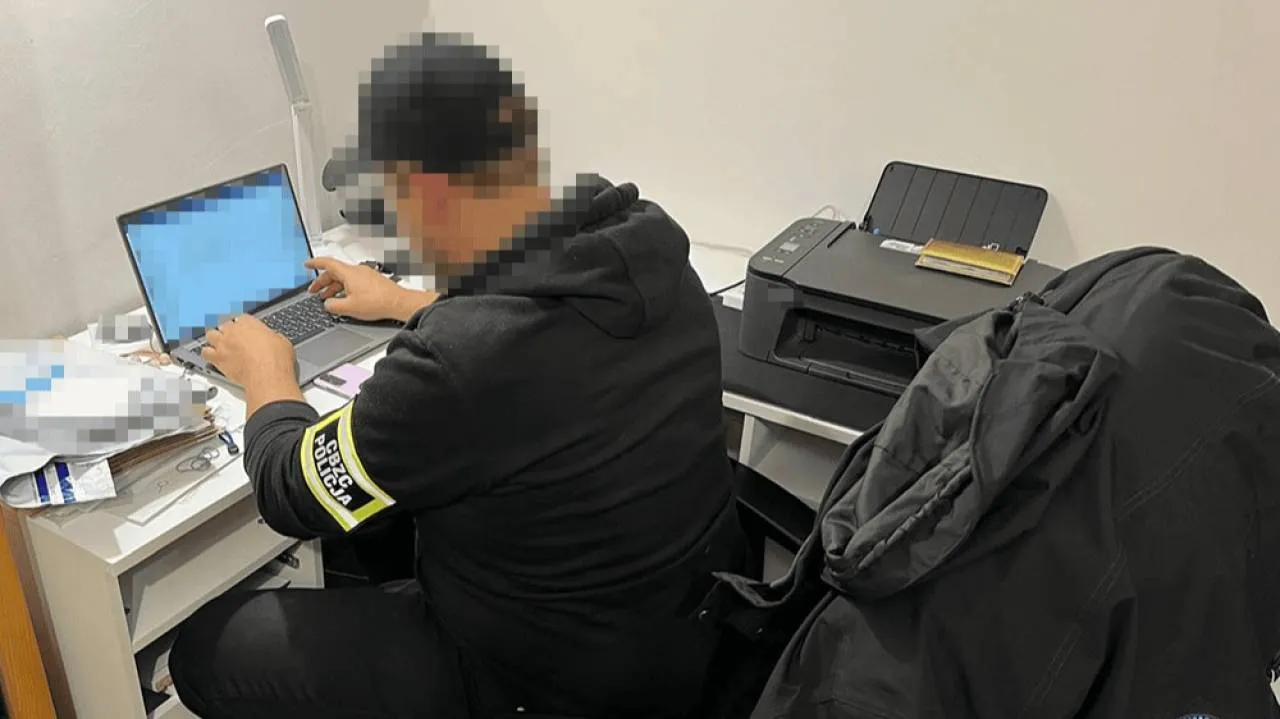 Gang wyłudzający kody BLIK rozbity
