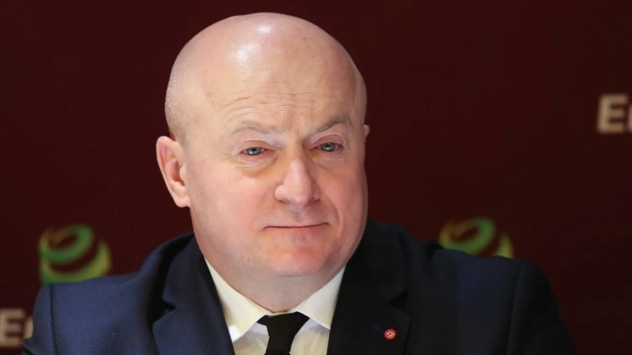Fejk-przeciek puszczony przez TVN24 i Jadczaka. Marszałek Stawiarski wydał oświadczenie