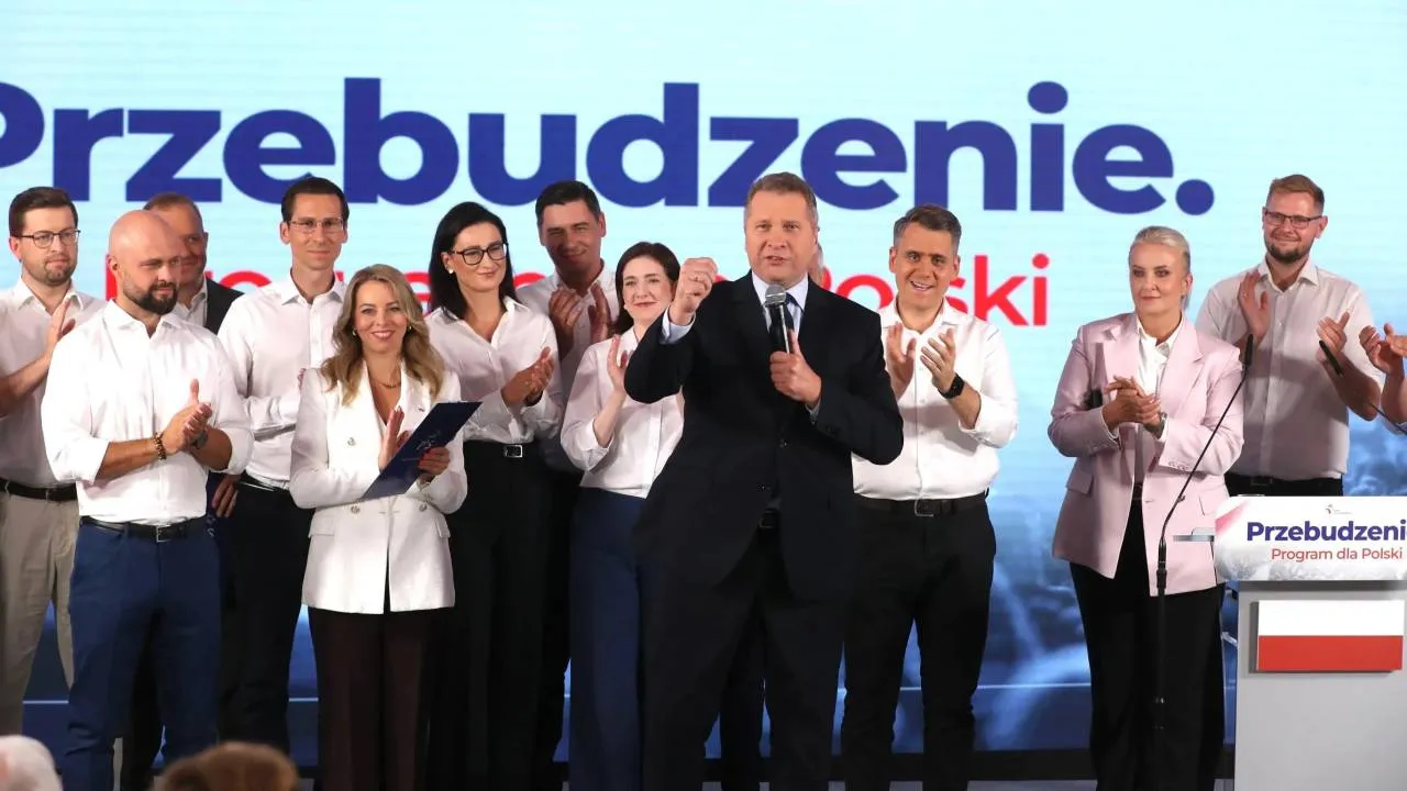 PiS przedstawiło "młode twarze" nadchodzącej kampanii. "To drużyna na zwycięstwo" [NAZWISKA]