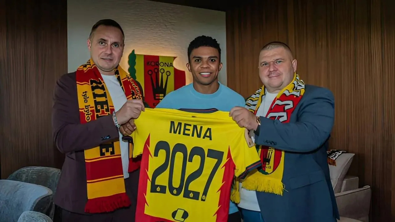 Hit transferowy w Ekstraklasie. Mena wzmocnił Koronę