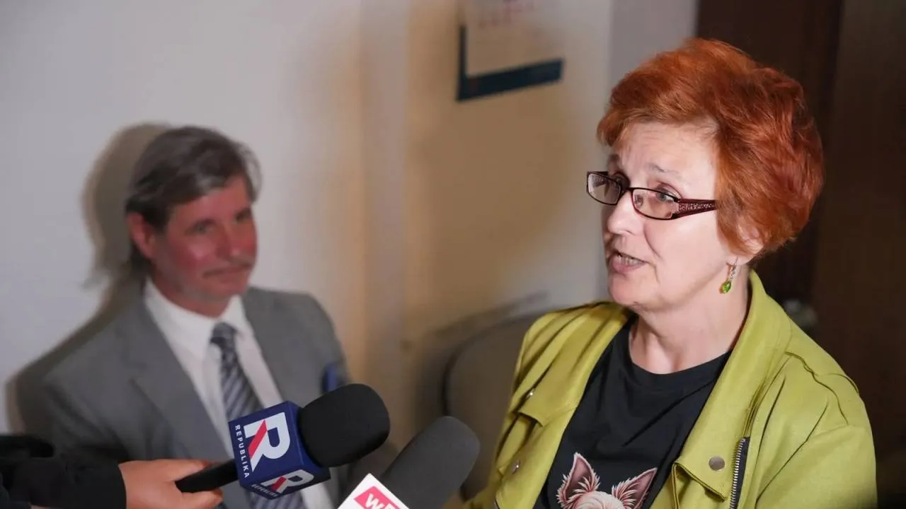 Dantejskie sceny na AWS. Pracownica uczelni przerwała rozmowę z dziennikarzami