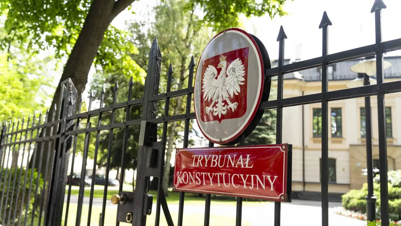 Polacy masowo wyjdą na ulice? Czarnek zapowiada, co się stanie w razie skoku na Trybunał