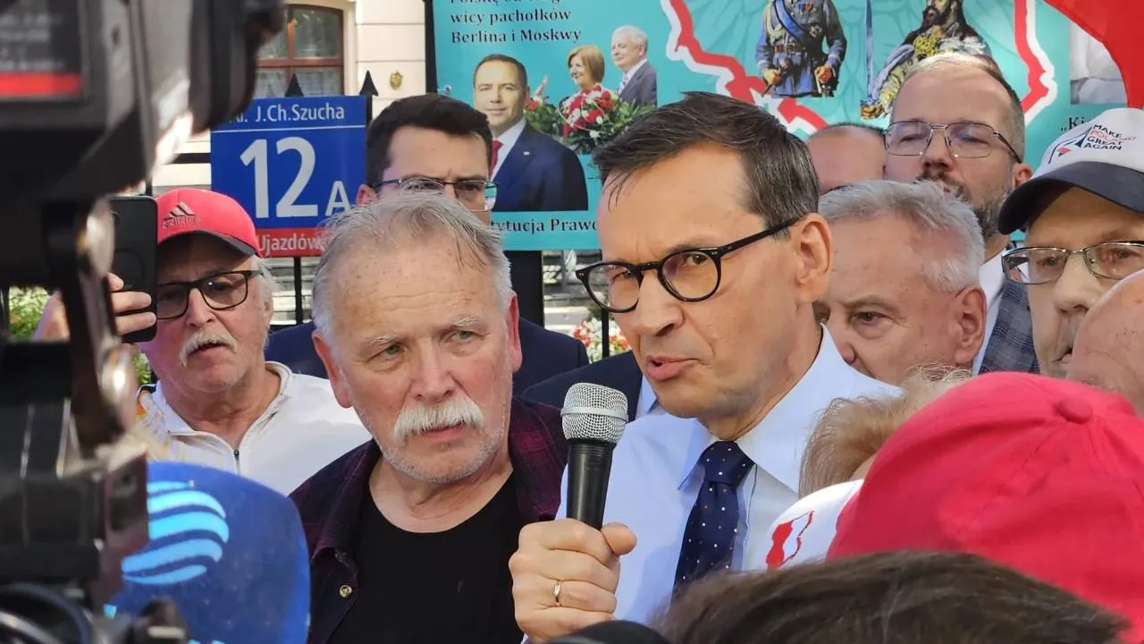 Morawiecki w miasteczku Klubów Gazety Polskiej. "Oni też się boją ataku na Trybunał"
