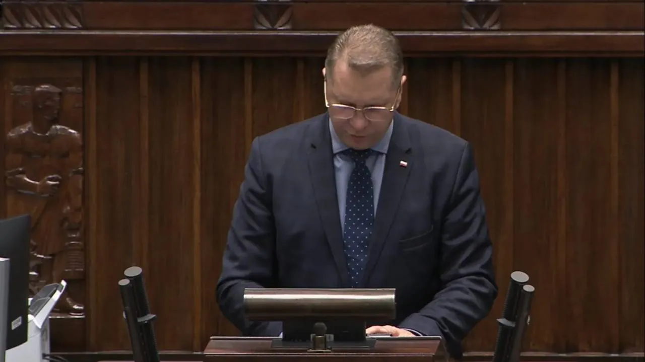 Czarnek przeczytał SMS od rolnika. "Dołożycie mu 2000 złotych?"