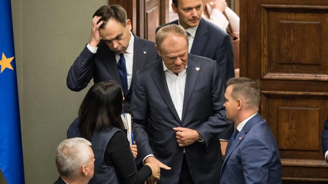 Zachodni eksperci oceniają decyzję Moody's. "Trwałe pogorszenie kondycji fiskalnej" Polski i polityczny impas