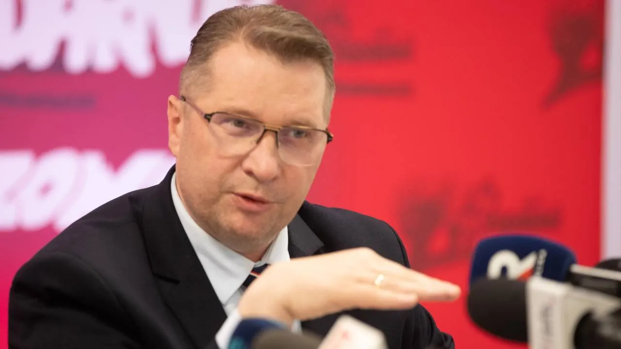 Do tej debaty nie dojdzie. Czarnek przekazał informację o Mentzenie: „Trudno”